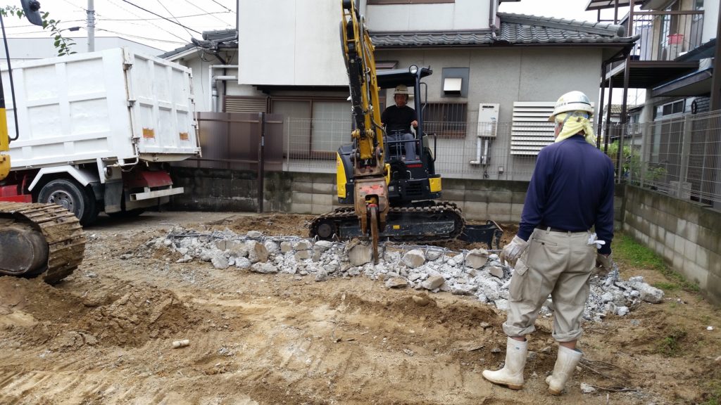 岡山で基礎の解体