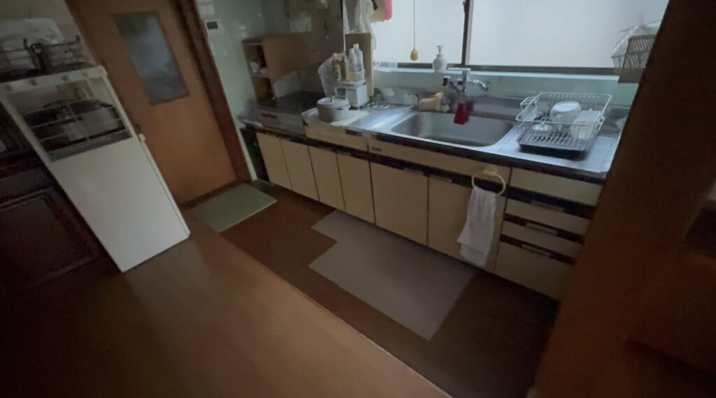 岡山市東区 戸建てリフォーム工事開始の現場全体