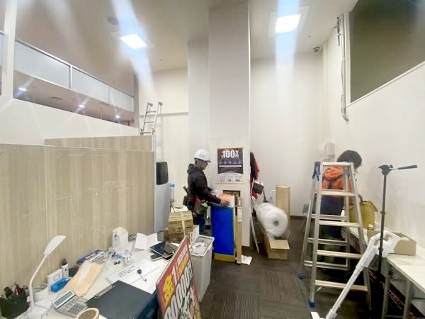 岡山市 店舗リノベーション 什器解体 内装工事の進捗状況