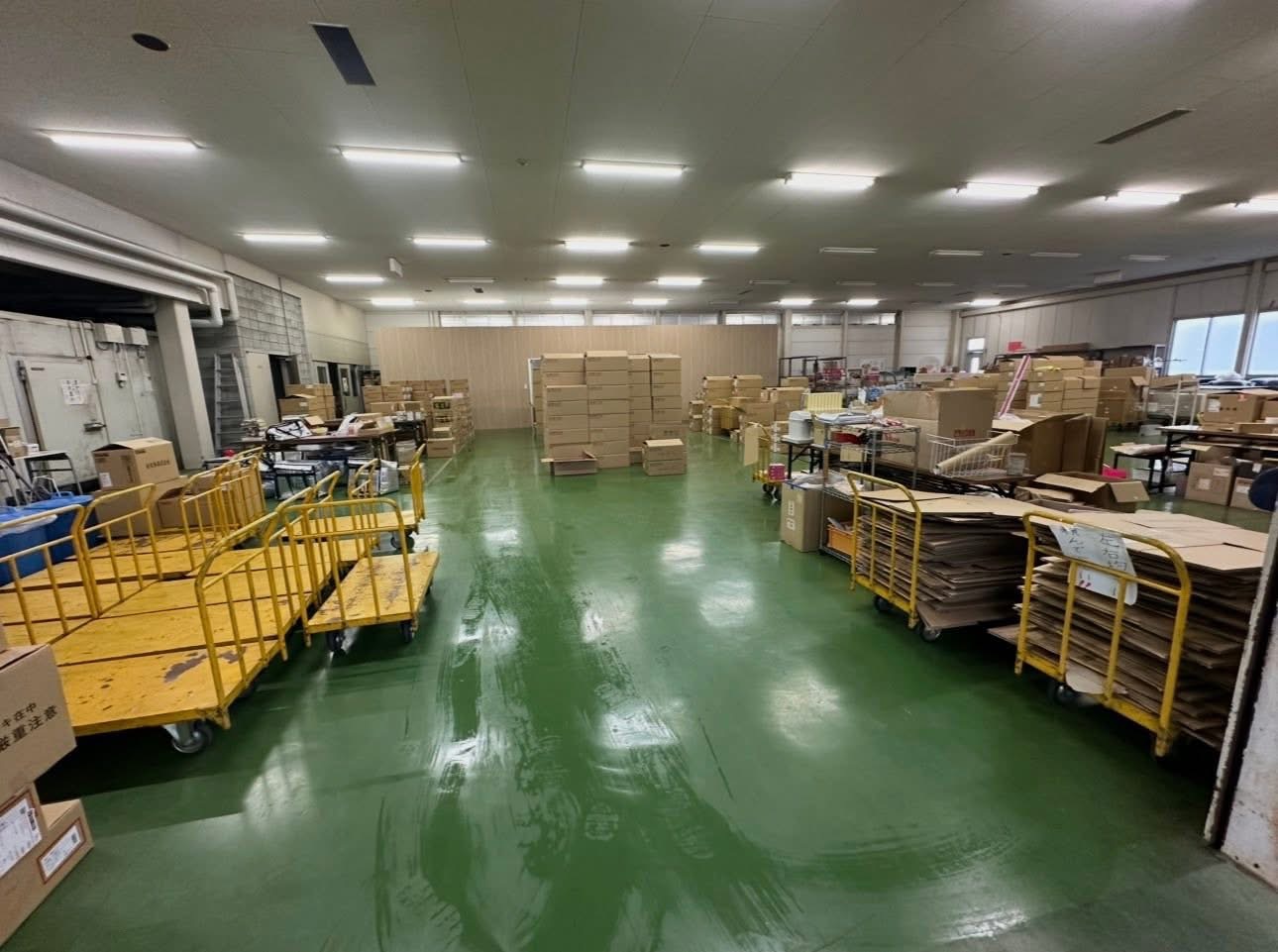 岡山市北区 工場照明リフォーム施工前 全体 蛍光灯照明の様子