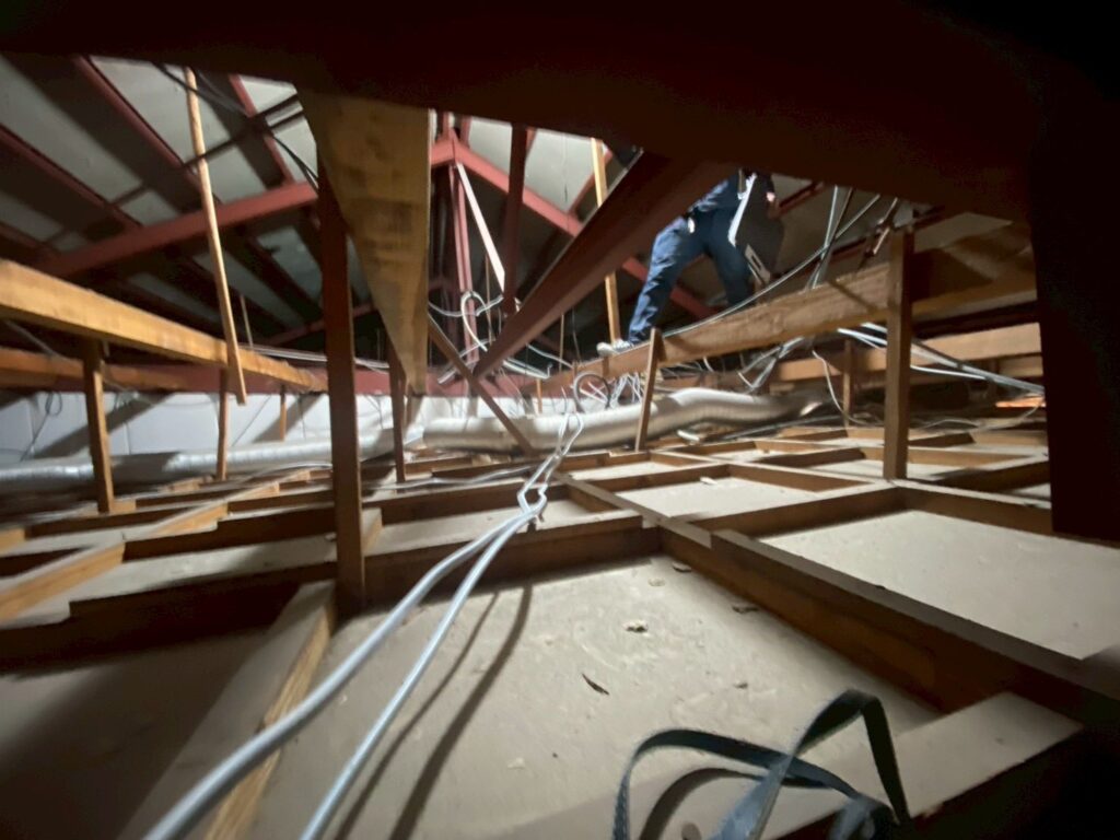 岡山 リフォーム 配線工事 施工中