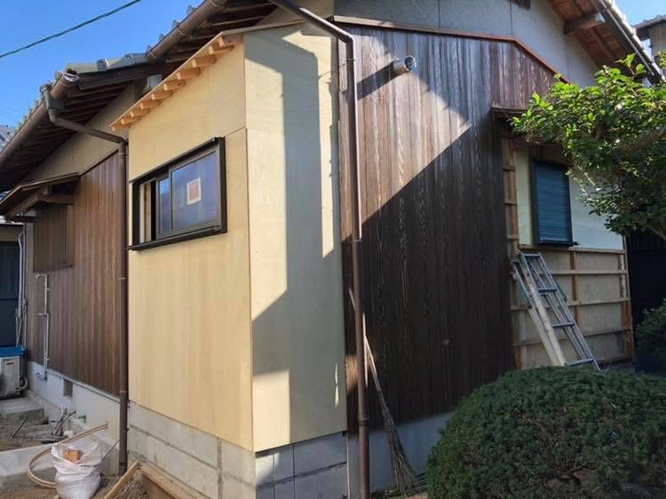 岡山市南区　タイル浴室 木舞壁 現状回復中