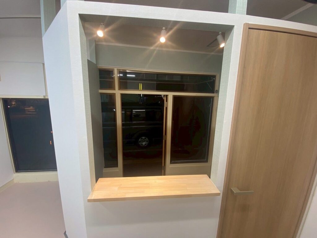 岡山で進行中の店舗リフォーム工事の途中経過