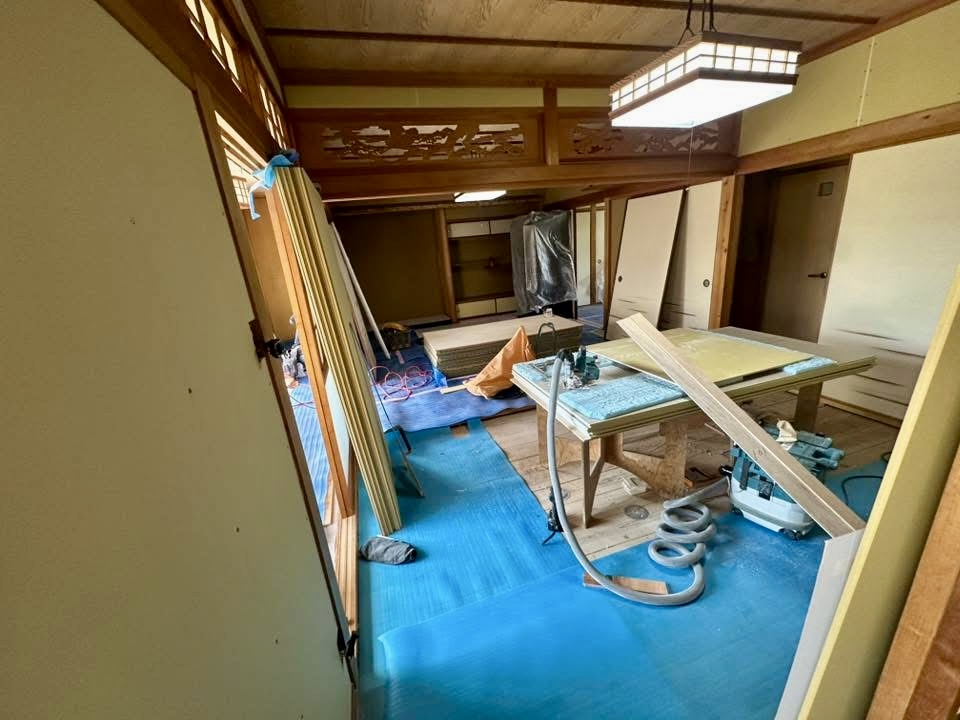 床の間を改修中の岡山の和室リフォーム現場