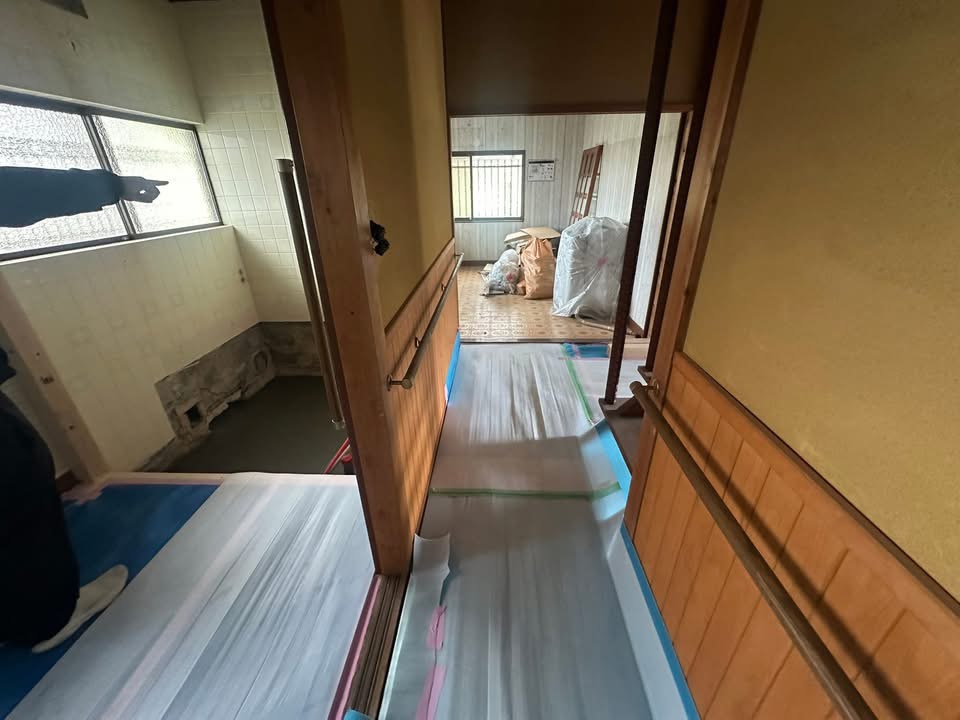 岡山県玉野市でのユニットバス新設工事の様子