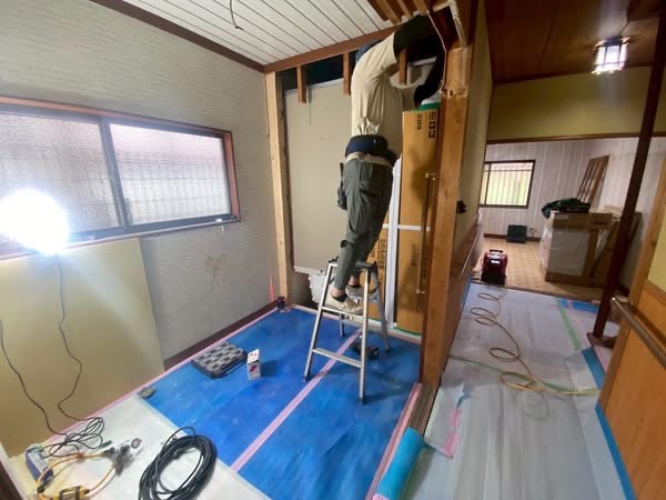 洗面所の間取り変更 リフォーム工事中
